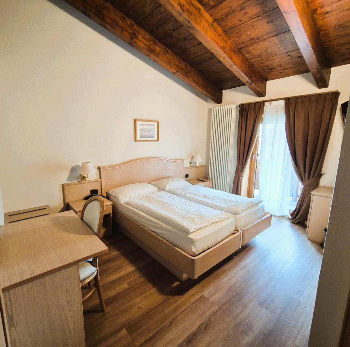 Hotel Angelica Livigno Exteriör bild