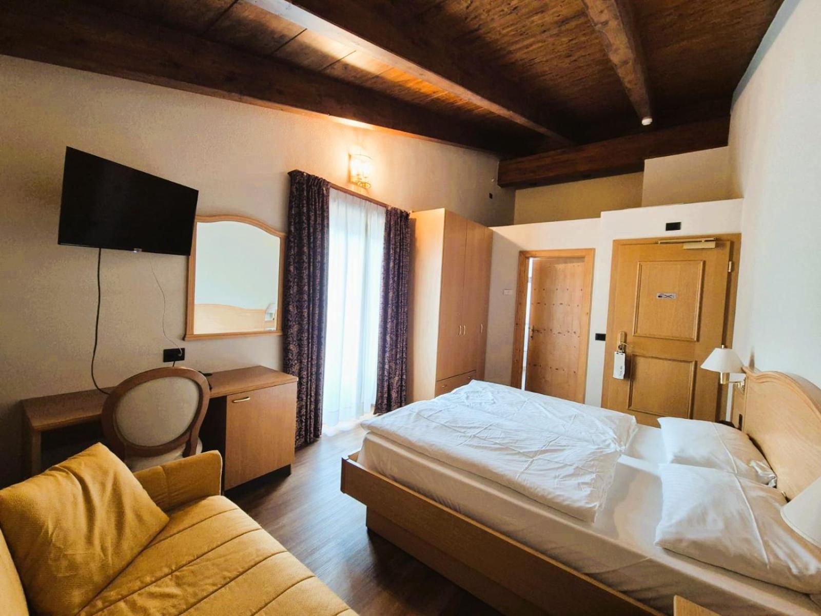 Hotel Angelica Livigno Exteriör bild