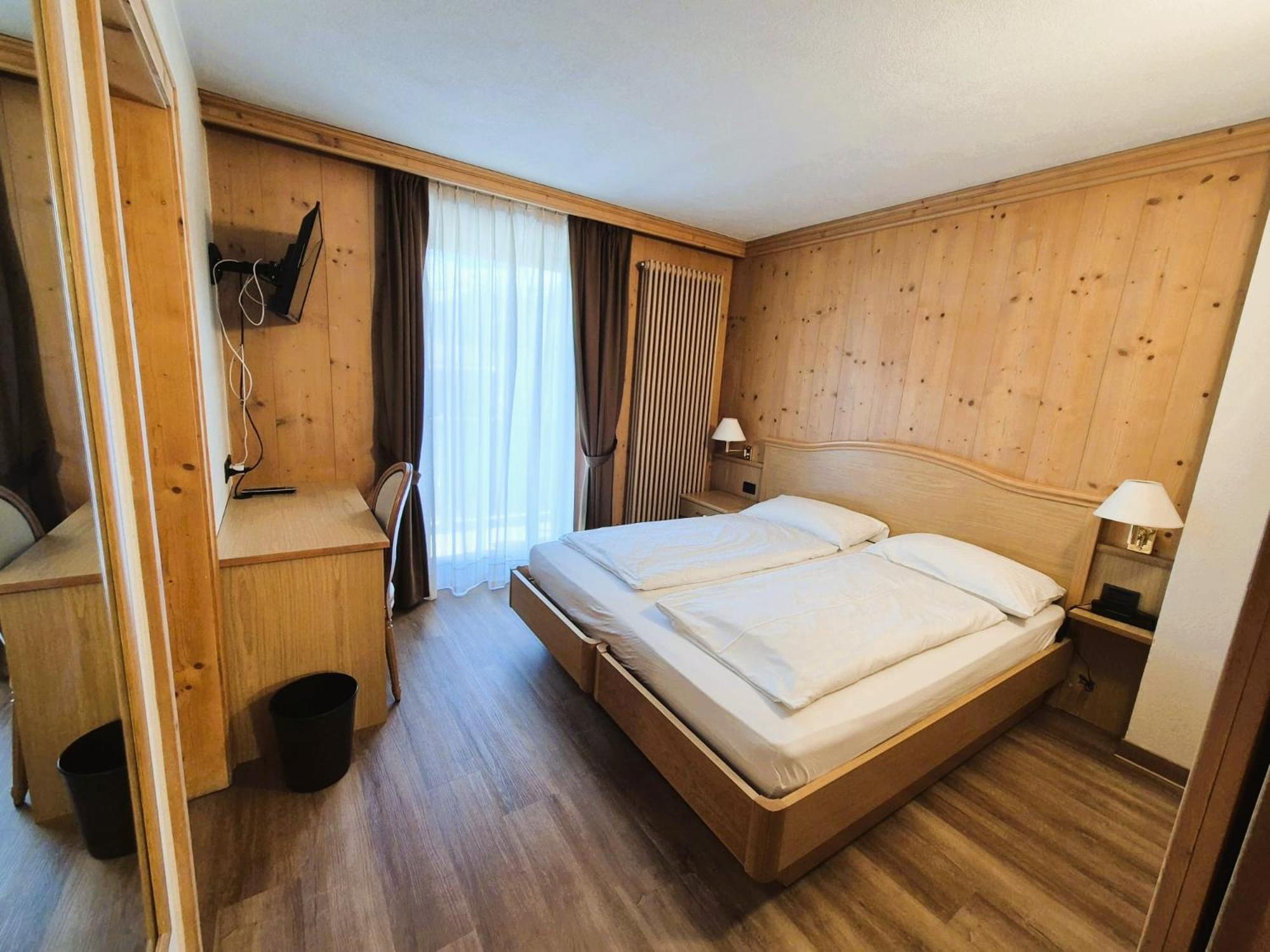 Hotel Angelica Livigno Exteriör bild