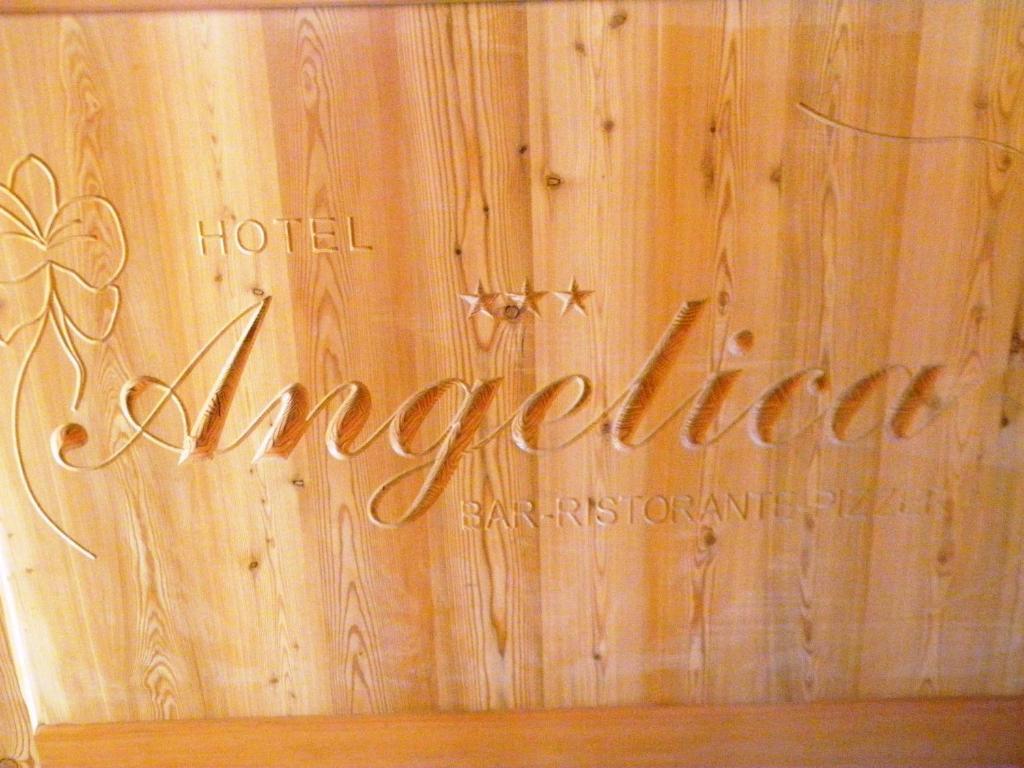 Hotel Angelica Livigno Exteriör bild