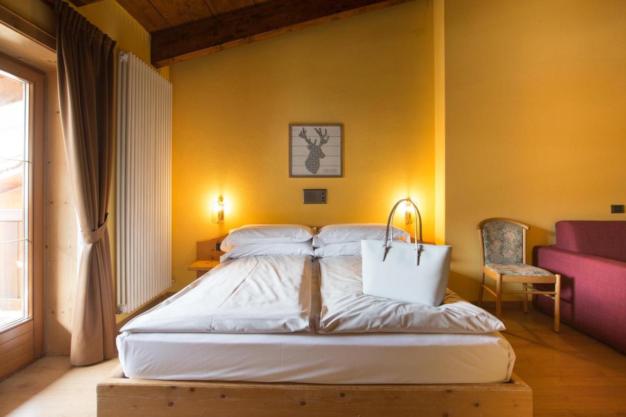 Hotel Angelica Livigno Exteriör bild